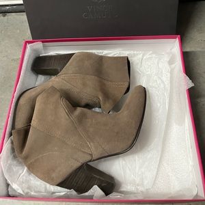 Vince Camuto Ankle Boots sz 6.5 - gently used!